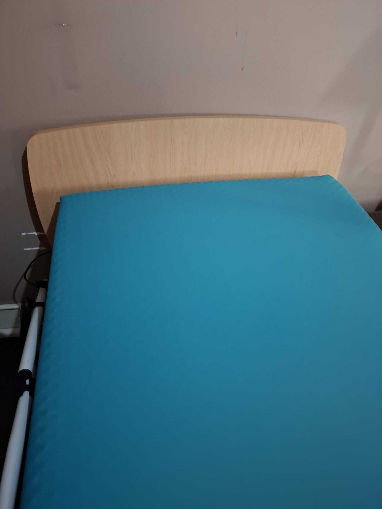 Cama eléctrica com colchão anti escaras