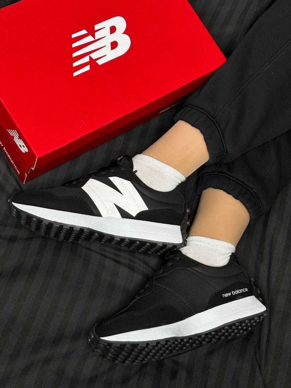 Кросівки New Balance ЖІНОЧІ 327 Black