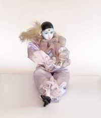 Kolekcjonerska lalka porcelanowa Pierrot Arlekin porcelana