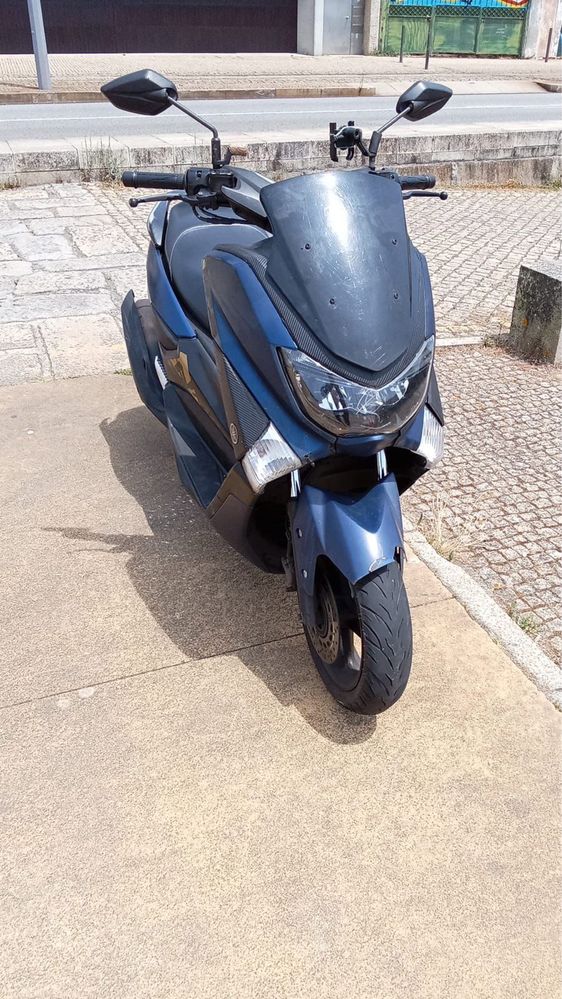 Yamaha N-max 2021