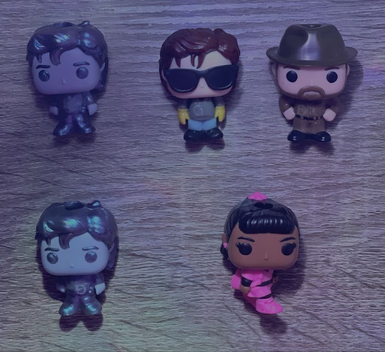 Продаж або обмін kinderjoy stranger things