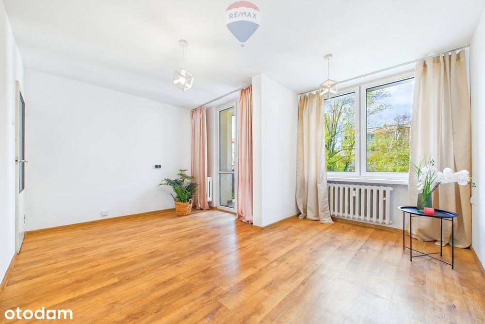 Na sprzedaż przestronne 3 pokoje !