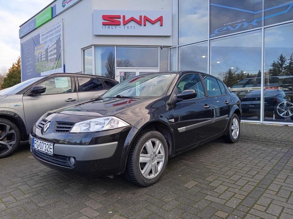 Sprzedam Renault Megane II sedan 2.0 benzyna serwisowany