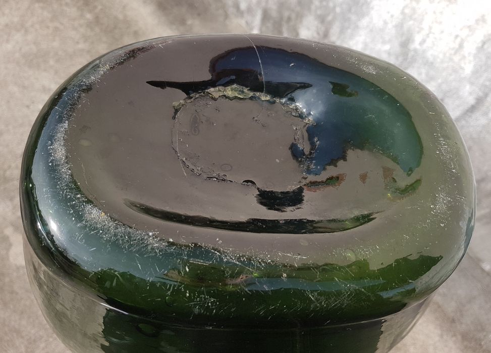 Antigo Garrafão 10,3 Verde Escuro, Vidro Soprado RARO