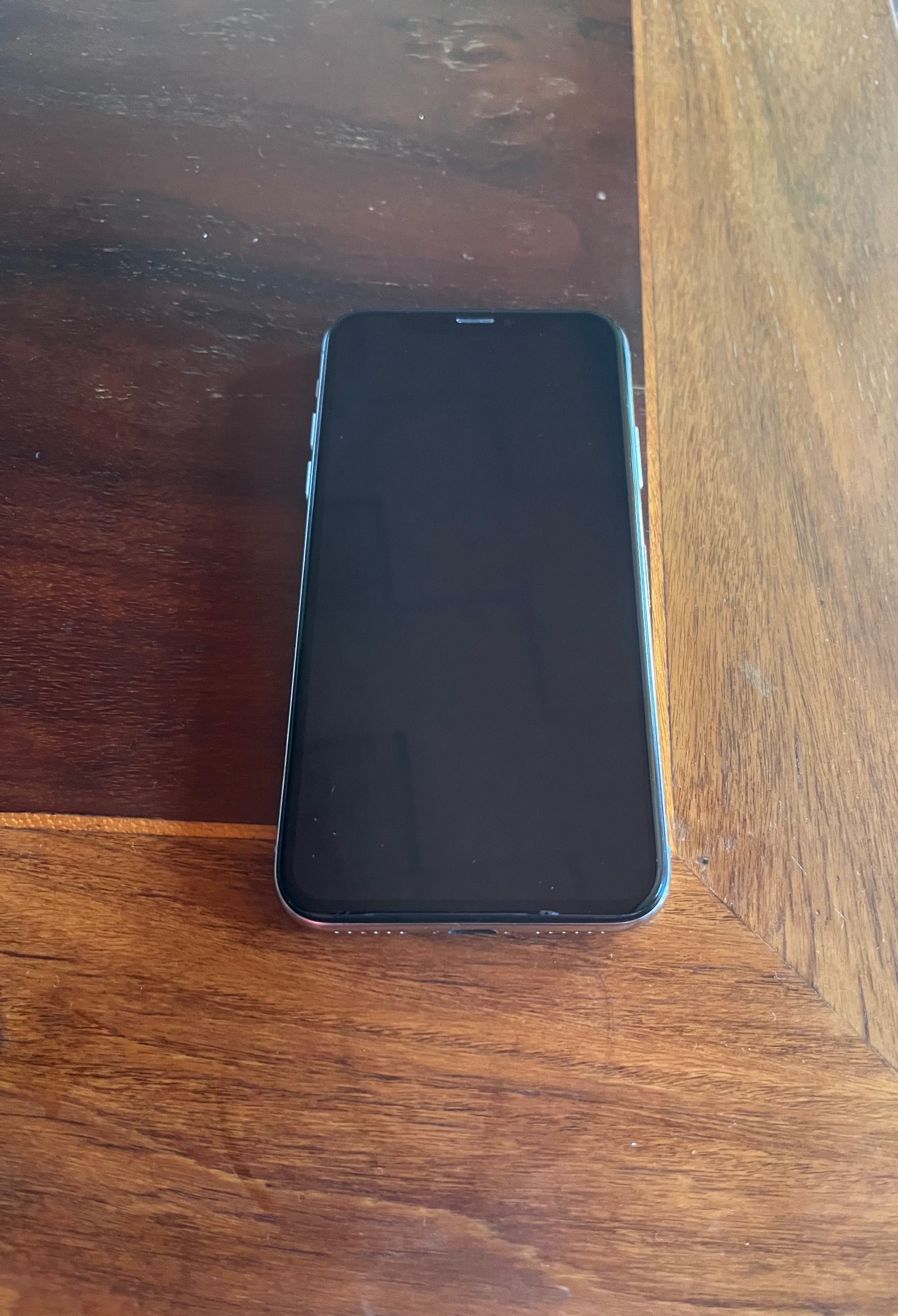 iPhone X- Branco