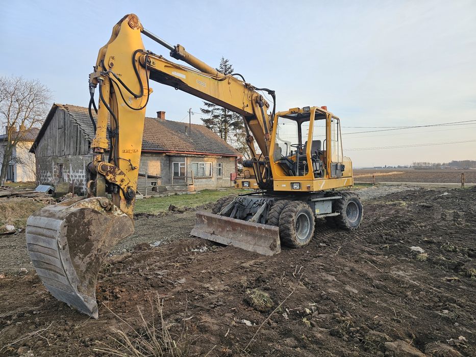 Roboty ziemne wyburzenia koparka wiertnica usługi wynajem 2t do 16t