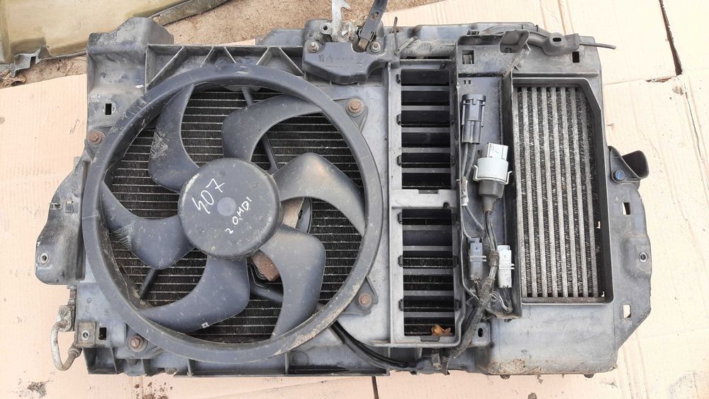 pas przedni Peugeot 407 2.0 hdi kompletny z chłodnicami