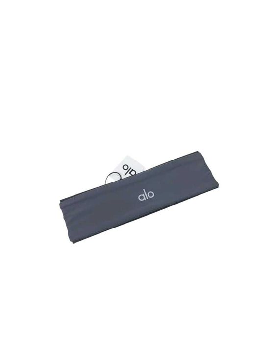 Повязка Alo Yoga Performance Conquer Headband Grey