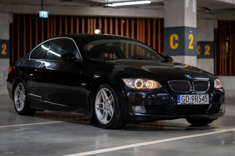 BMW Seria 3 BMW E92 320I Shadow Edition