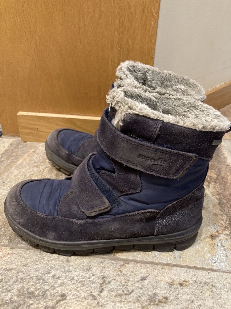 Buty zimowe Kozaki śniegowce Superfit goretex dziecięce rozm. 35