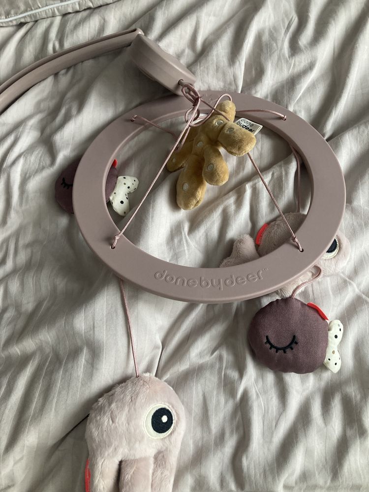 Karuzela do łóżeczka dziecięcego niemowlęcego done by deer boho fiolet