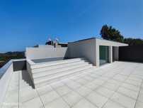 T3 em andar Moradia com piscina