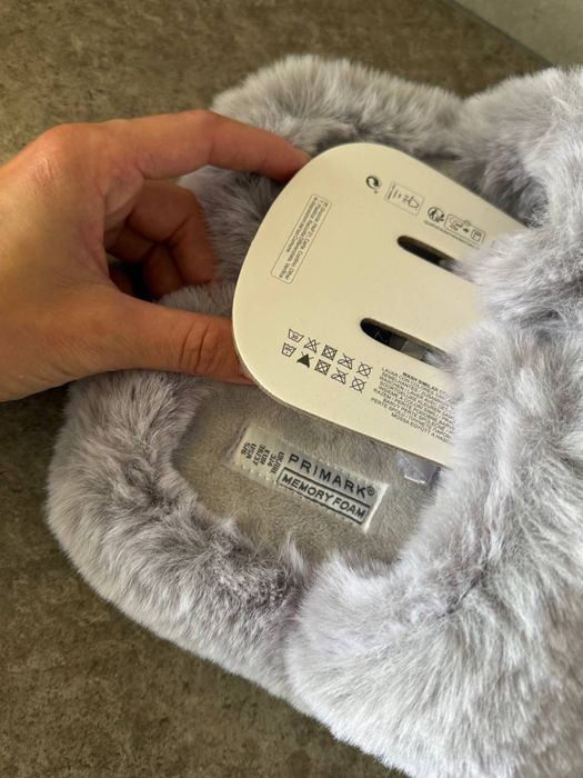 Капці пухнасті тапочки 36/37 Primark