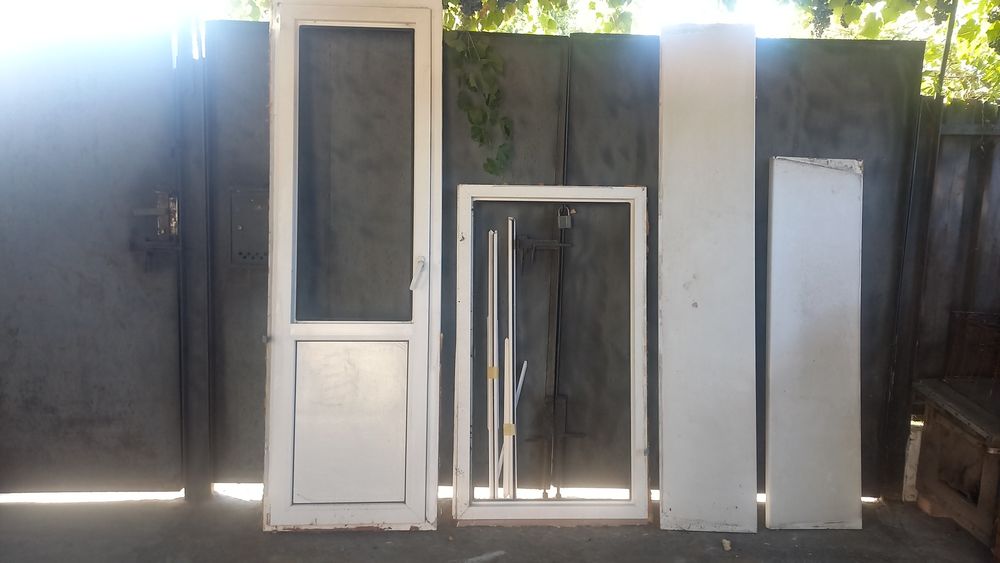 Продам балконный блок, б/у, дверь, окно, подоконник