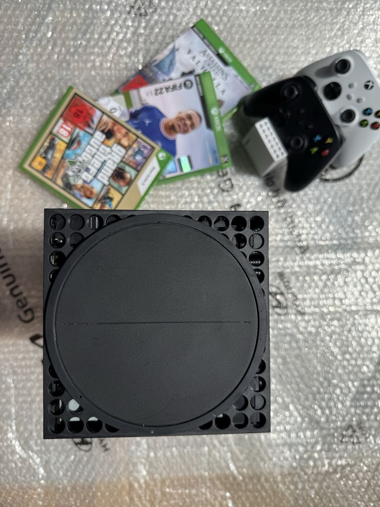 Ігрова консоль XBox Series X 1Tb