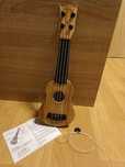 35 cm. Zabawka "Gitara" dla chłopców i dziewczynek
