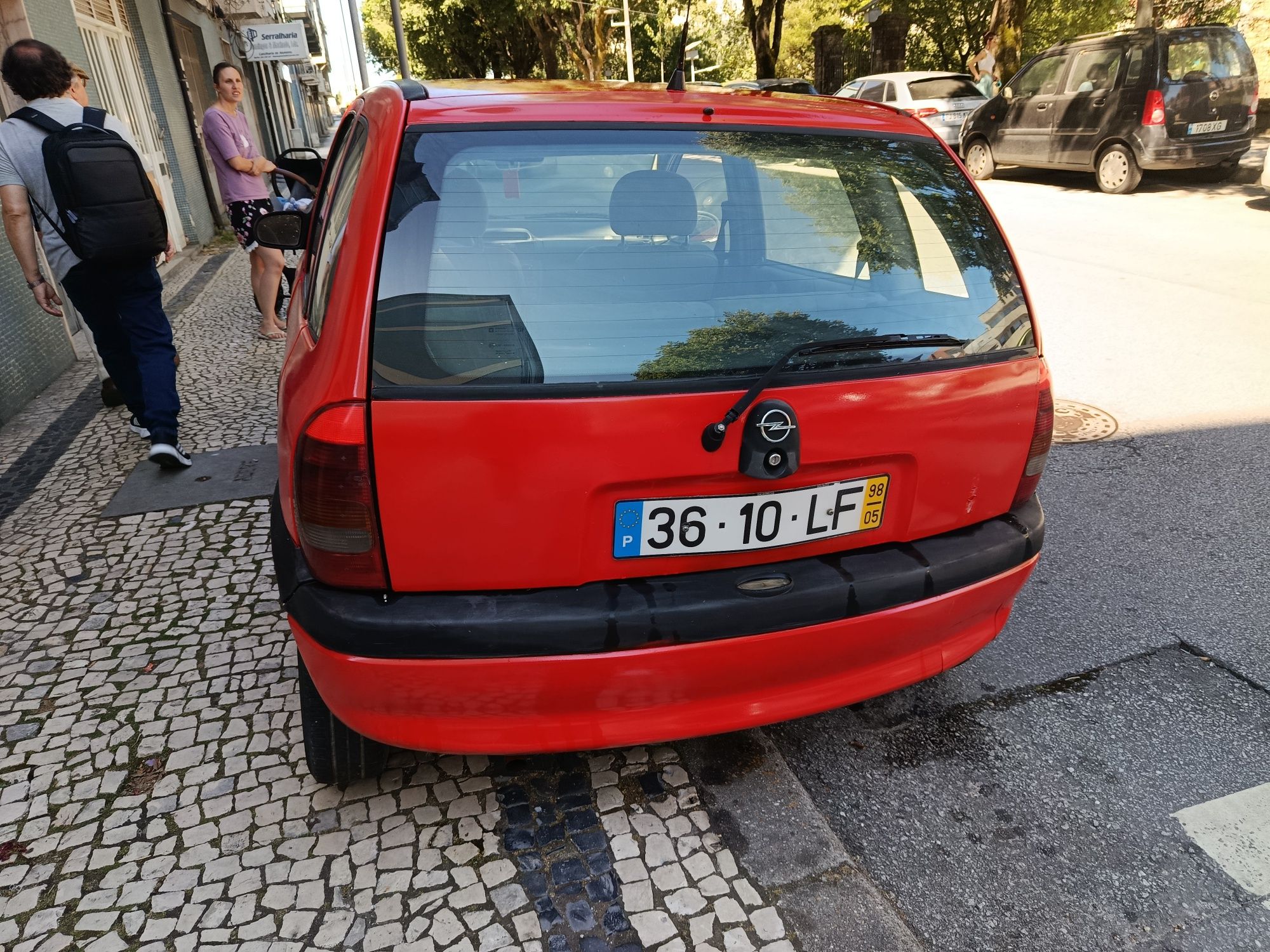 Carro Opel 1.4 bom estado