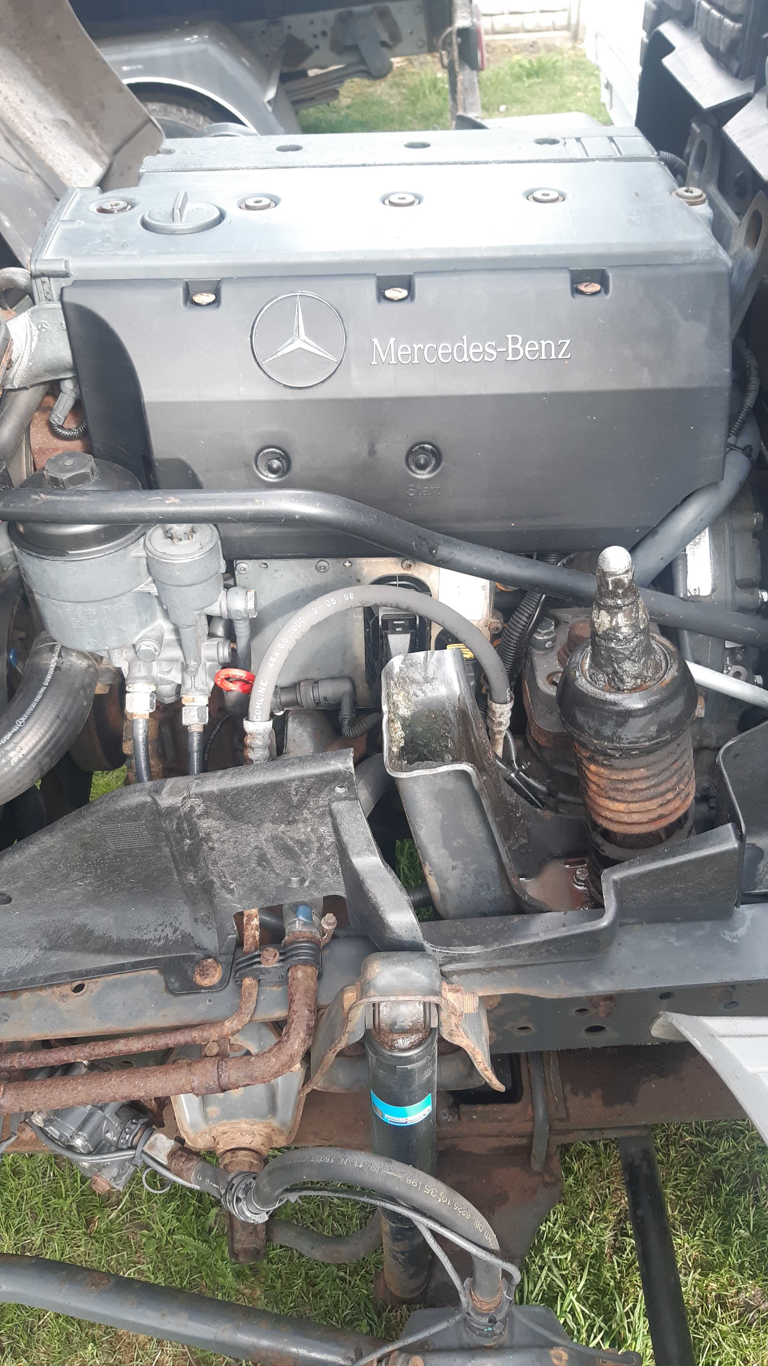 Mercedes Benz 815 kontener winda