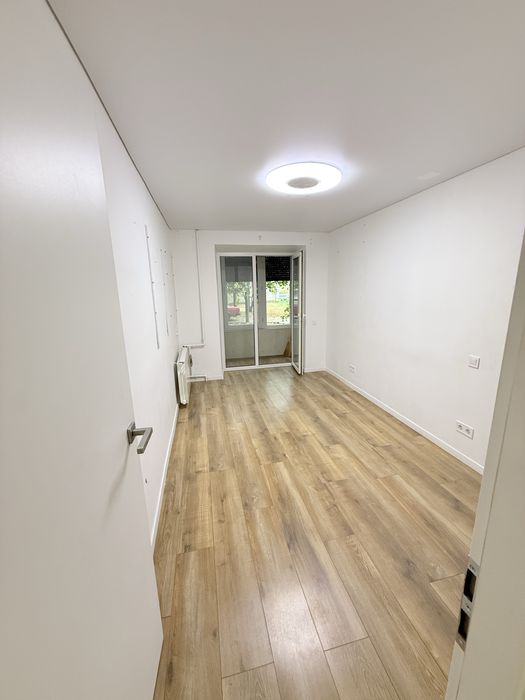 Оренда офісу з власним туалетом біля метро Ярослава мудрого