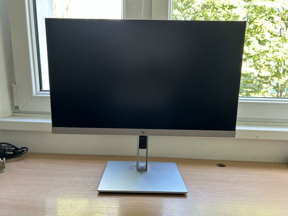 Monitor HP E223 – 21,5” Full HD