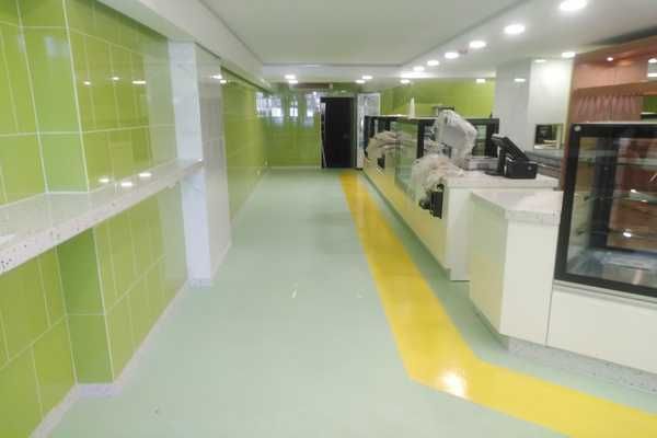 Pavimento epóxi. Microcimento e impermeabilização