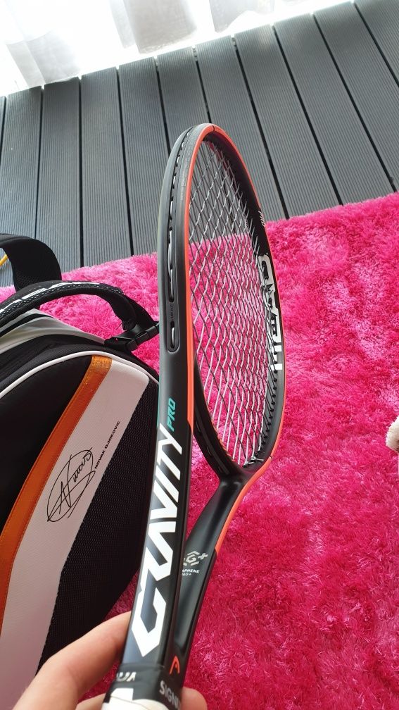 Diversas raquetes tenis