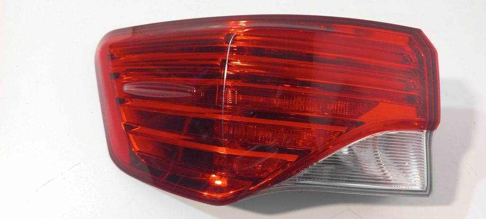 Toyota Avensis T27 lift sedan lampa tylna lewa Led oryginał 2011-14
