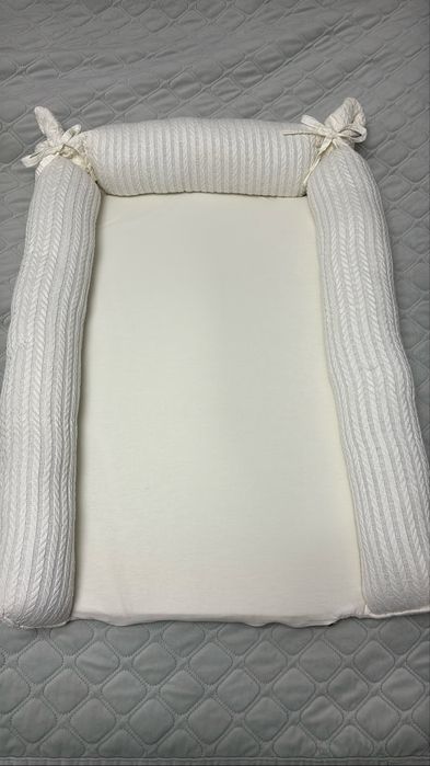 Сповивальний килимок на комод дитячий