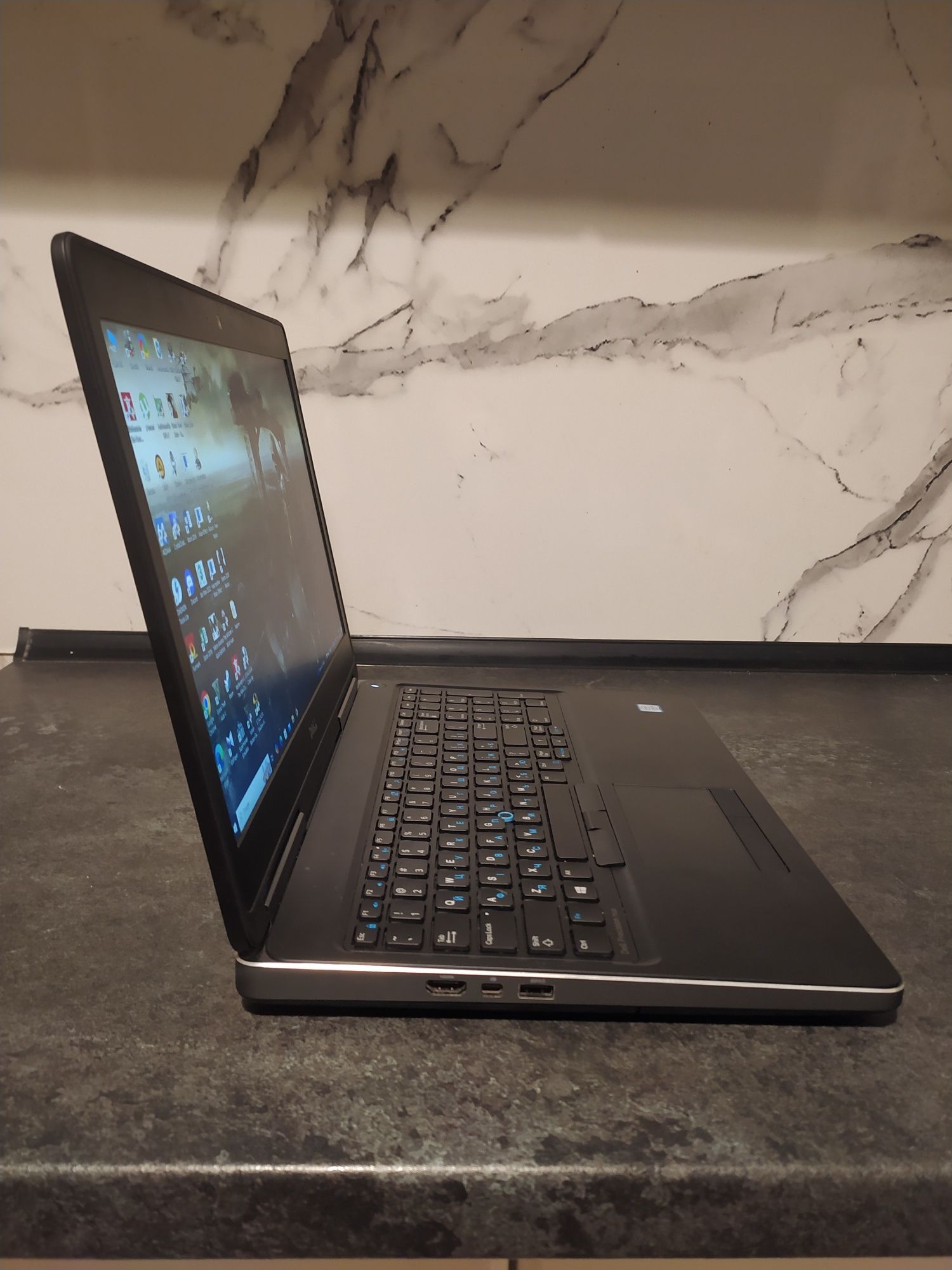 Ігровий ноутбук Dell Precision 7510