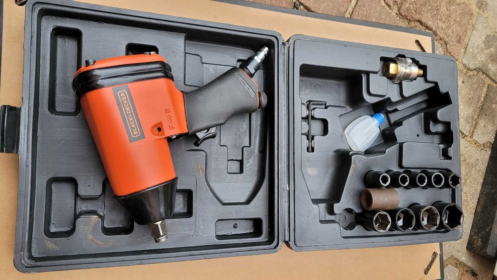 Klucz pneumatyczny Black Decker