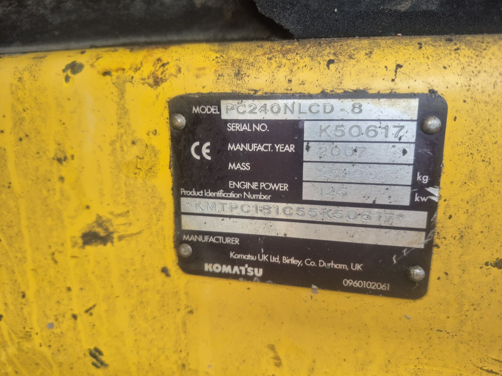 Komatsu PC-240-8