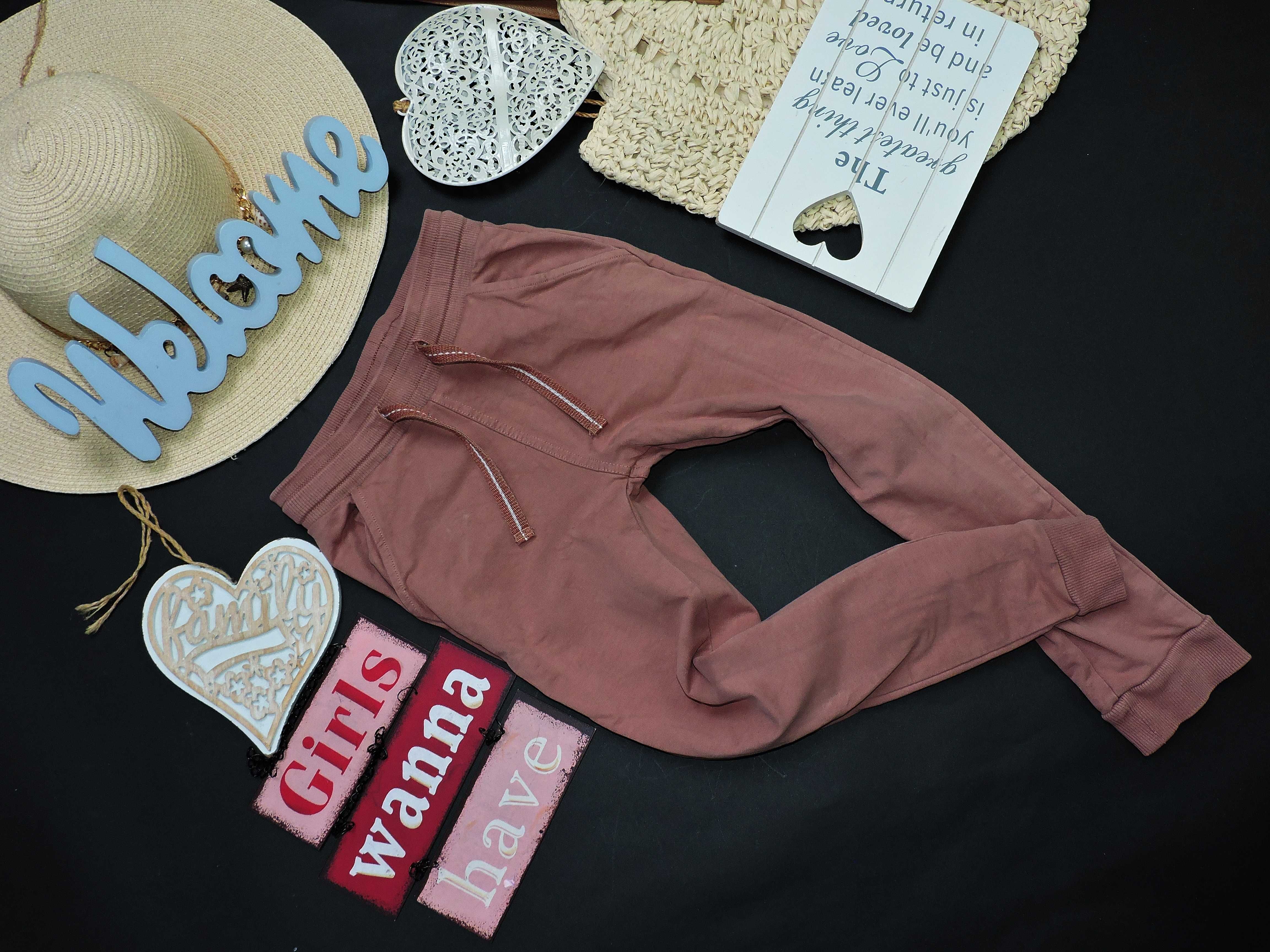 Nordic Label - dresy joggersy rurki slim r 110