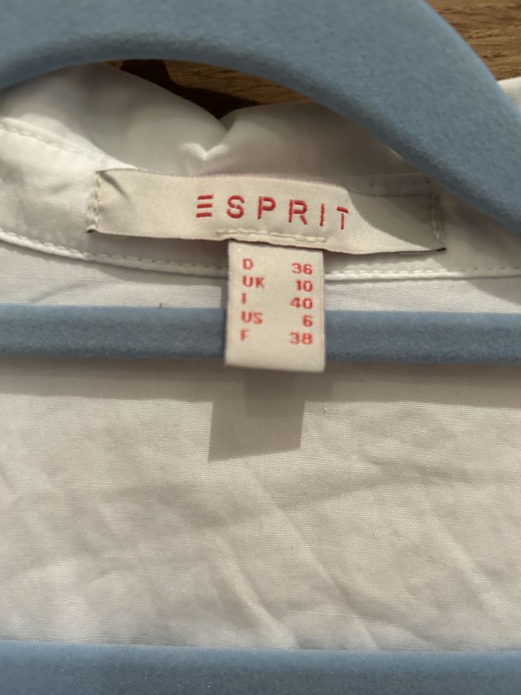 Biala sukienka Esprit rozmiar 36
