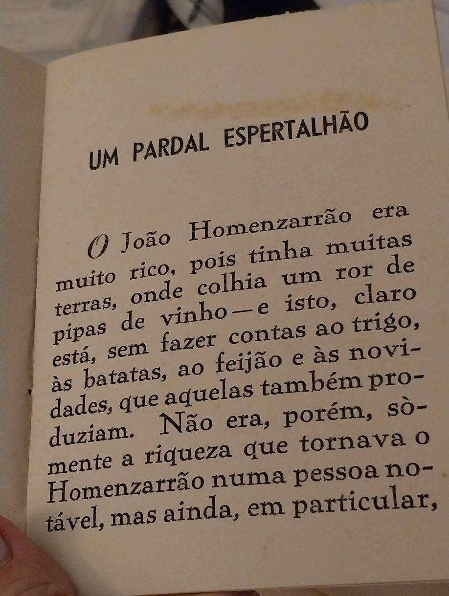 Livro infantil da Majora,  com mais de 60 anos