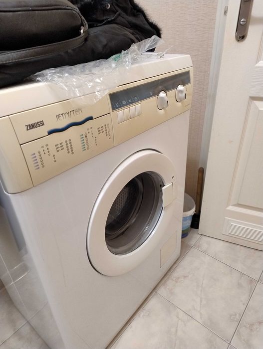 Аренд Кв 1-я Голос-й м.Васильк.(Л.Ященко) Жуковск 14  4/5 34м 13000грв