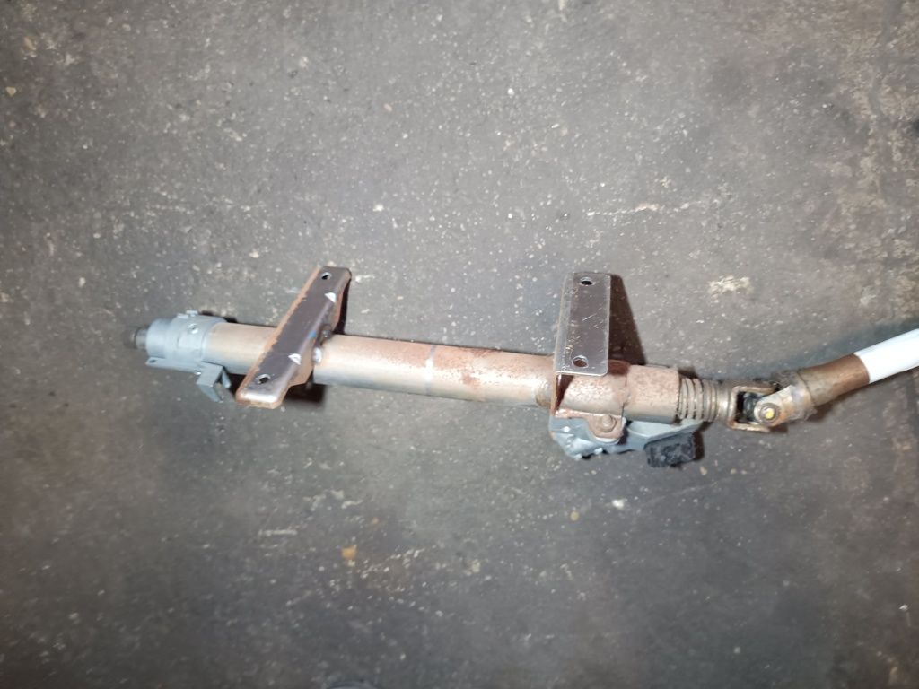 Kolumna kierownicza krzyżak VW Crafter I Mercedes sprinter 906 komplet