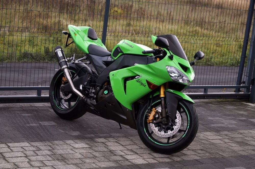 Kawasaki Ninja ** ZX-10R ZX10R 1000 -Sport.Tlumik -dodatki- Piekny stan - Niemcy**