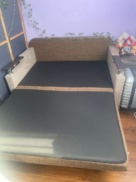 Диван вживаний стан з 12 на 10