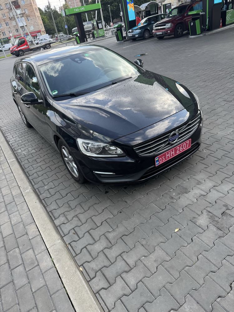 Продаю Volvo V60