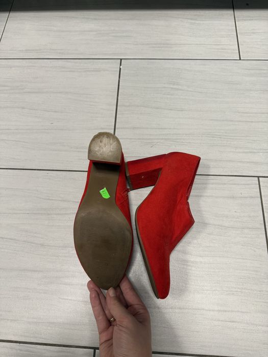 Czerwone botki M&S – rozmiar 39 – stan idealny!!