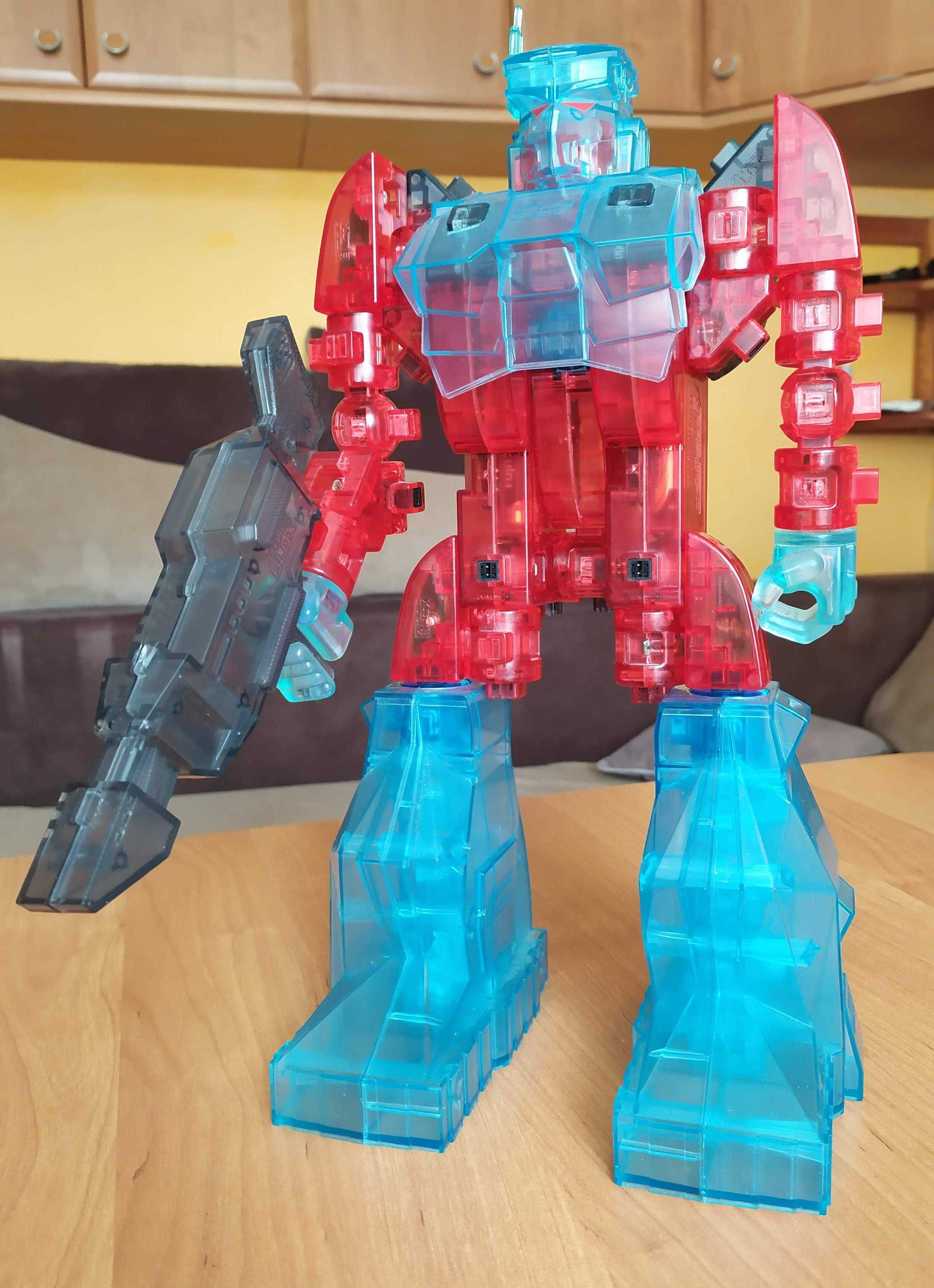 Robot Zetatron, do składania z bloczków, wysokość robota 35 cm