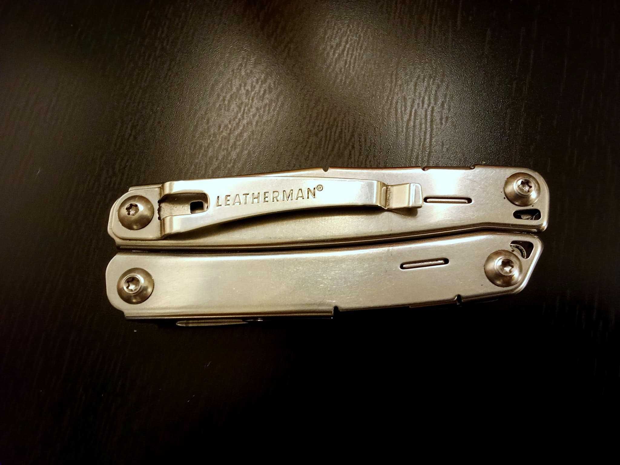 ALICATE MULTIFUNÇÕES LEATHERMAN SIDEKICK