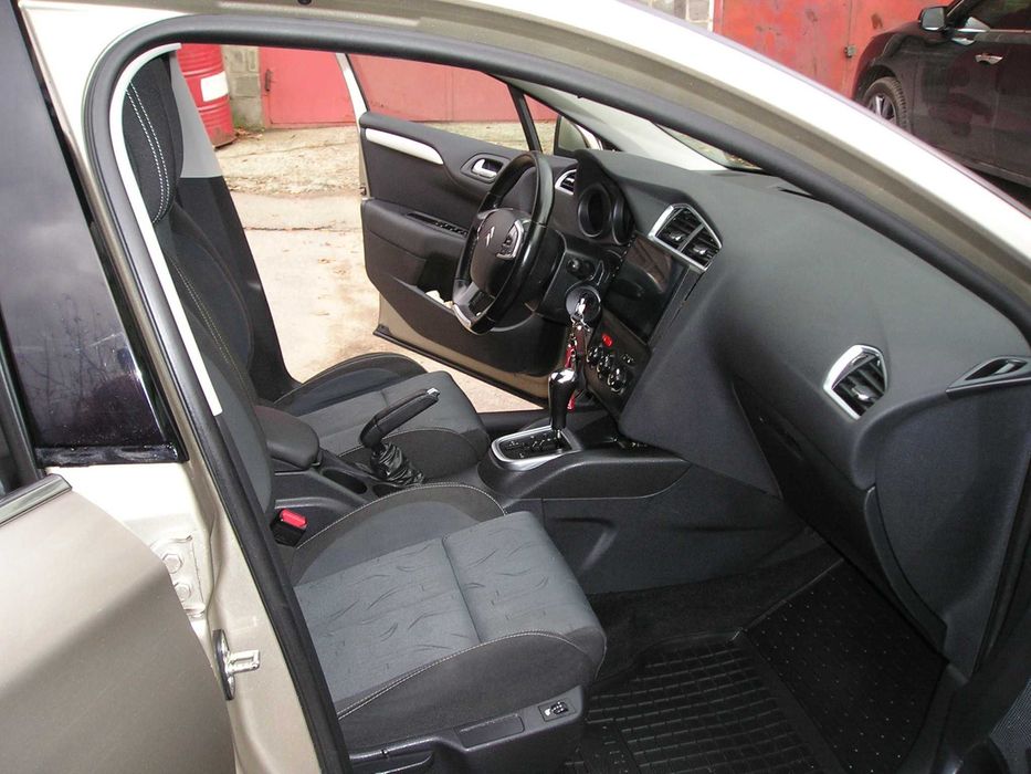 Citroen  C4   2013г.  Automat. Идеал.