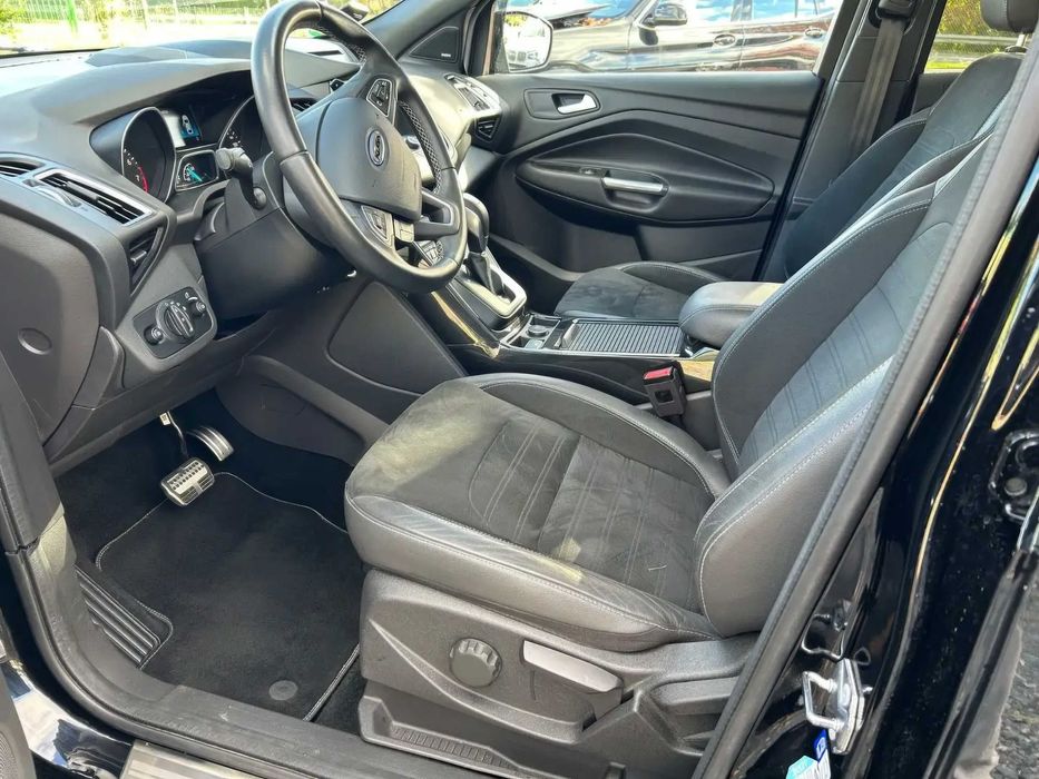 Ford Kuga ST-Line      2017