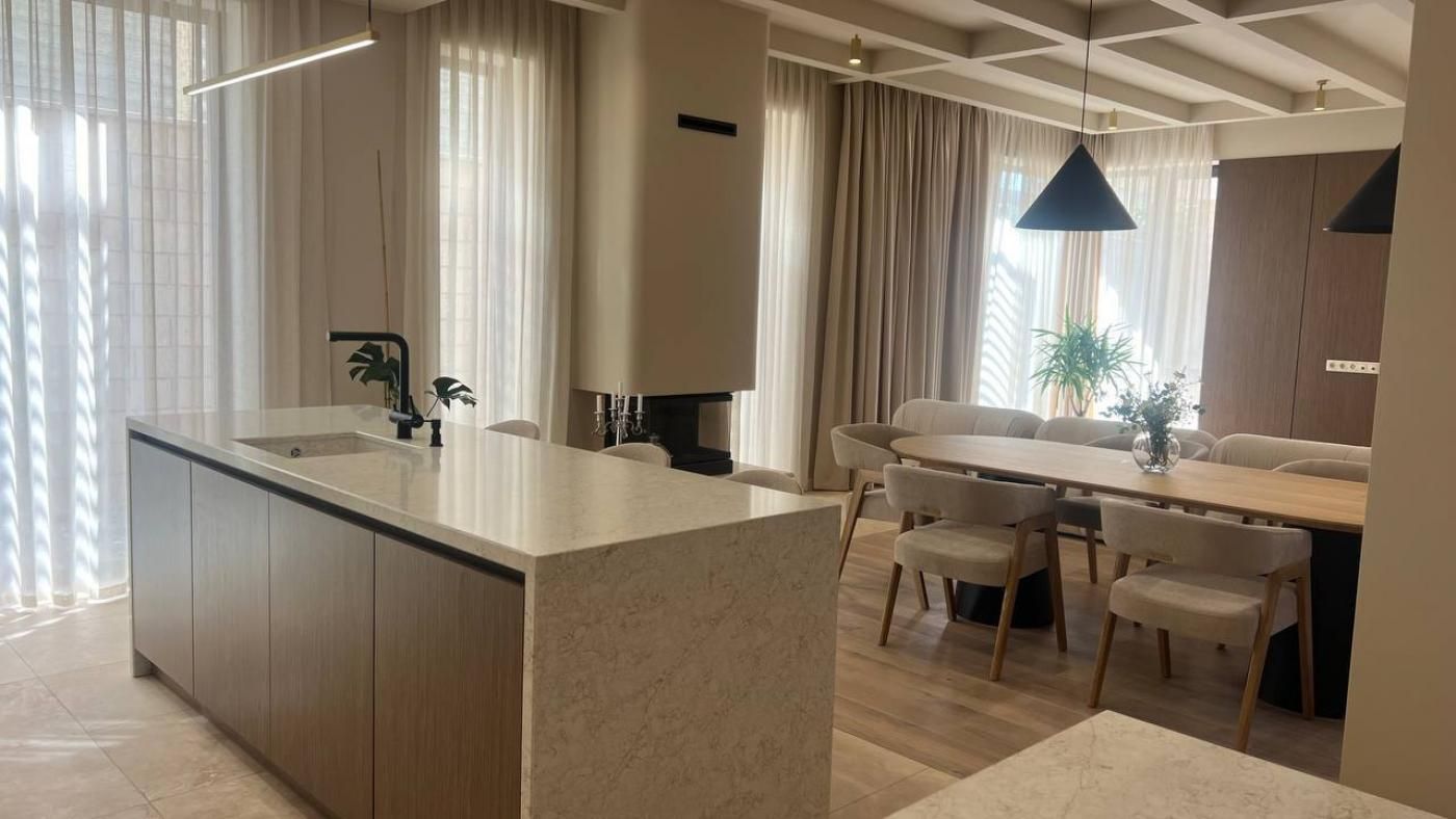 Продажа НОВОГО ДОМА на 12 ст. Б. Фонтана, 220м²