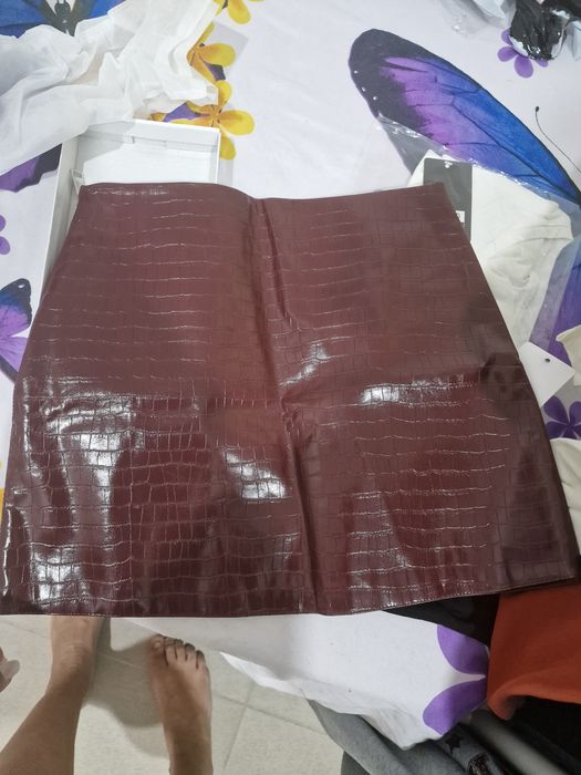 Roupa Macacao e saia