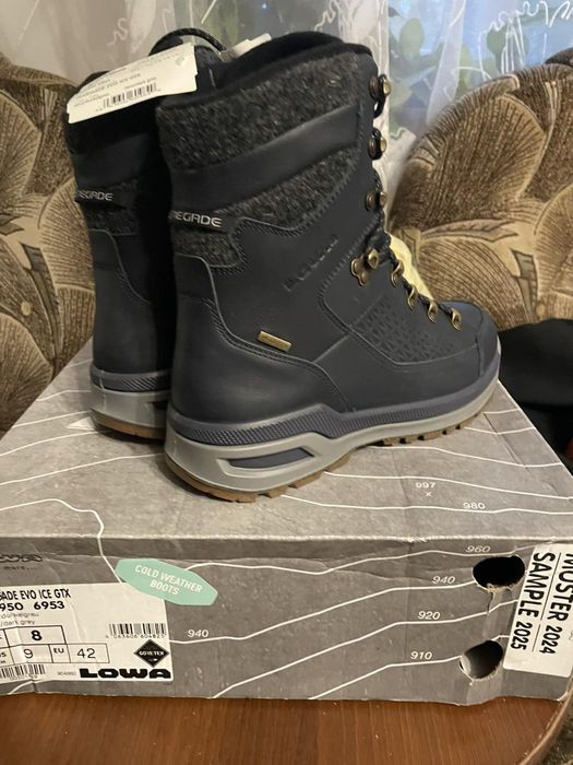 LowaRenegade EVO ICE GORE-TEX® Winter Boots Men navy
RENEGADE EVO ICE