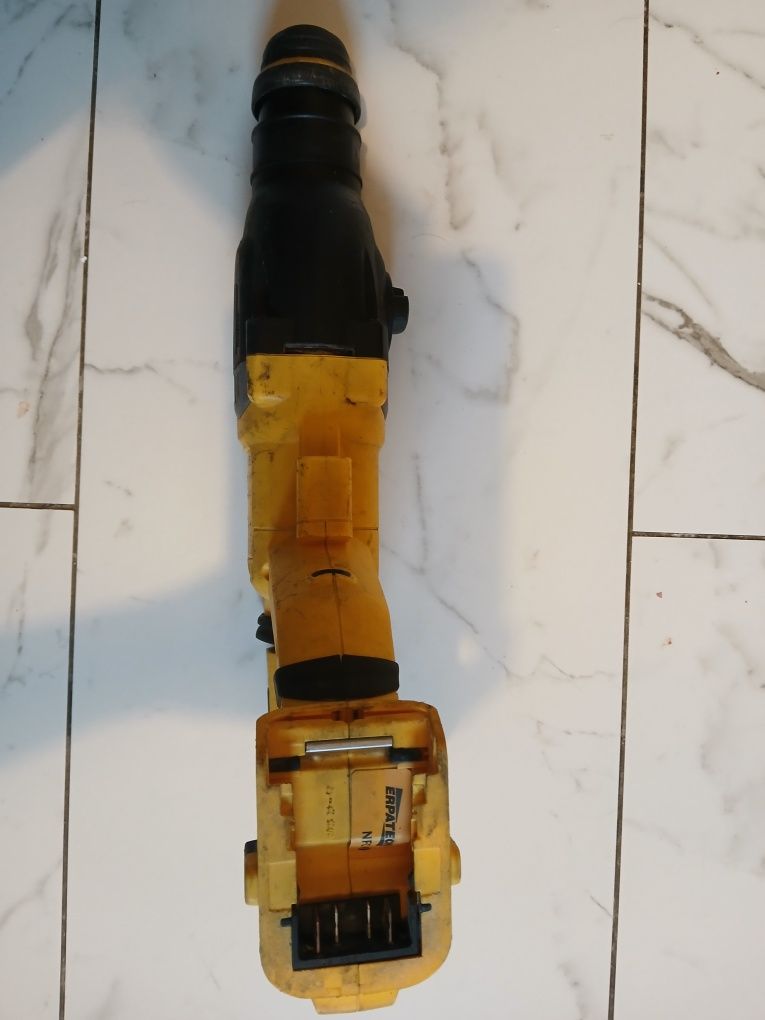 DeWalt DCH263 samo body