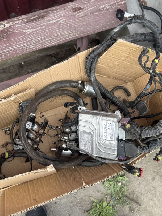 Продам комплект ГБО V8