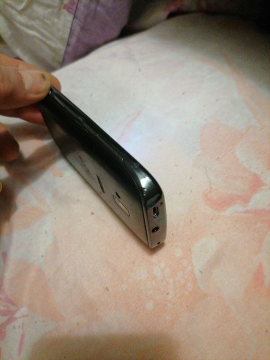 Продам телефон виндовс фон нокия